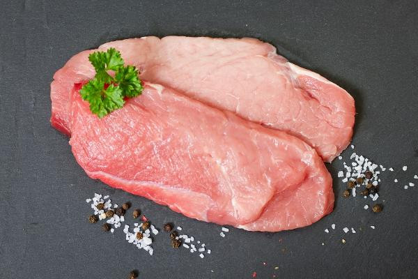 Produktfoto zu Schnitzel vom Iberico 2 Stck.